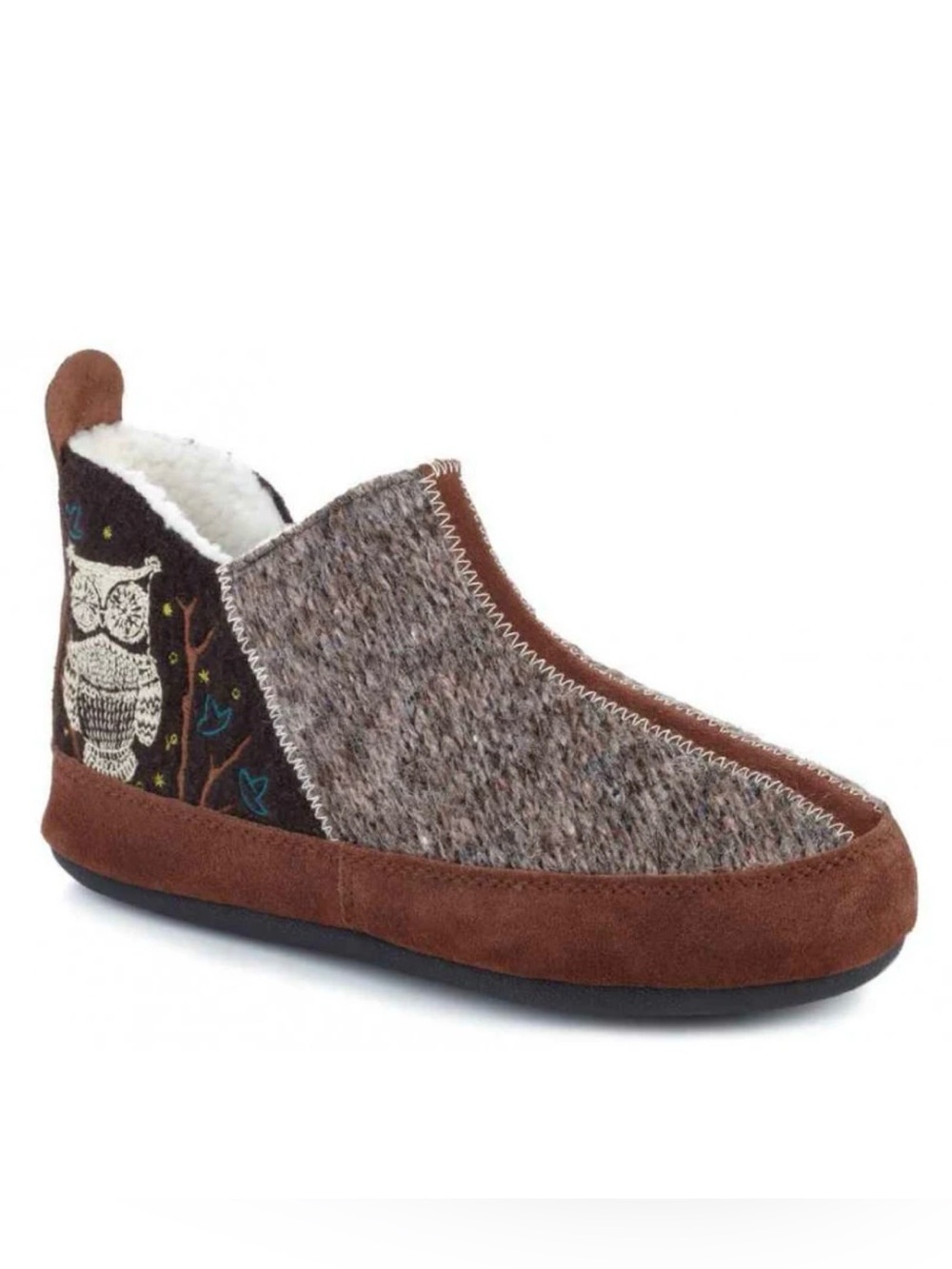 Acorn Forest Bootie Slippers in the Chocolate Owl Design - Size 8 - 9